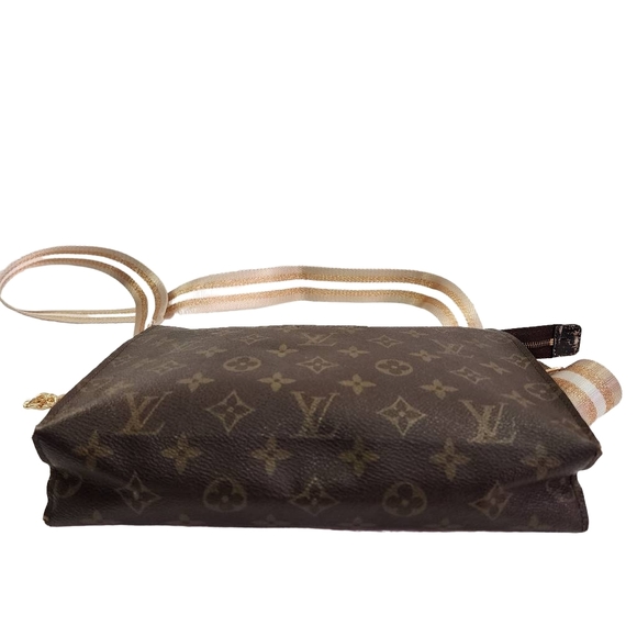 Authentic LOUIS VUITTON vintage monogram poche toilette 26 pouch crossbody bag - Picture 5 of 10